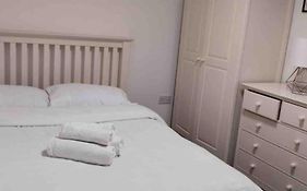 Flat 2, 419 Fulham